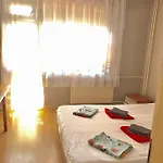 Hostel 29 *
